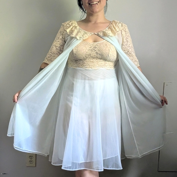 Vintage Other - 50s Vintage Vanity Fair 2 Piece Chemise Robe Lace Fairycore Peignoir Set 34